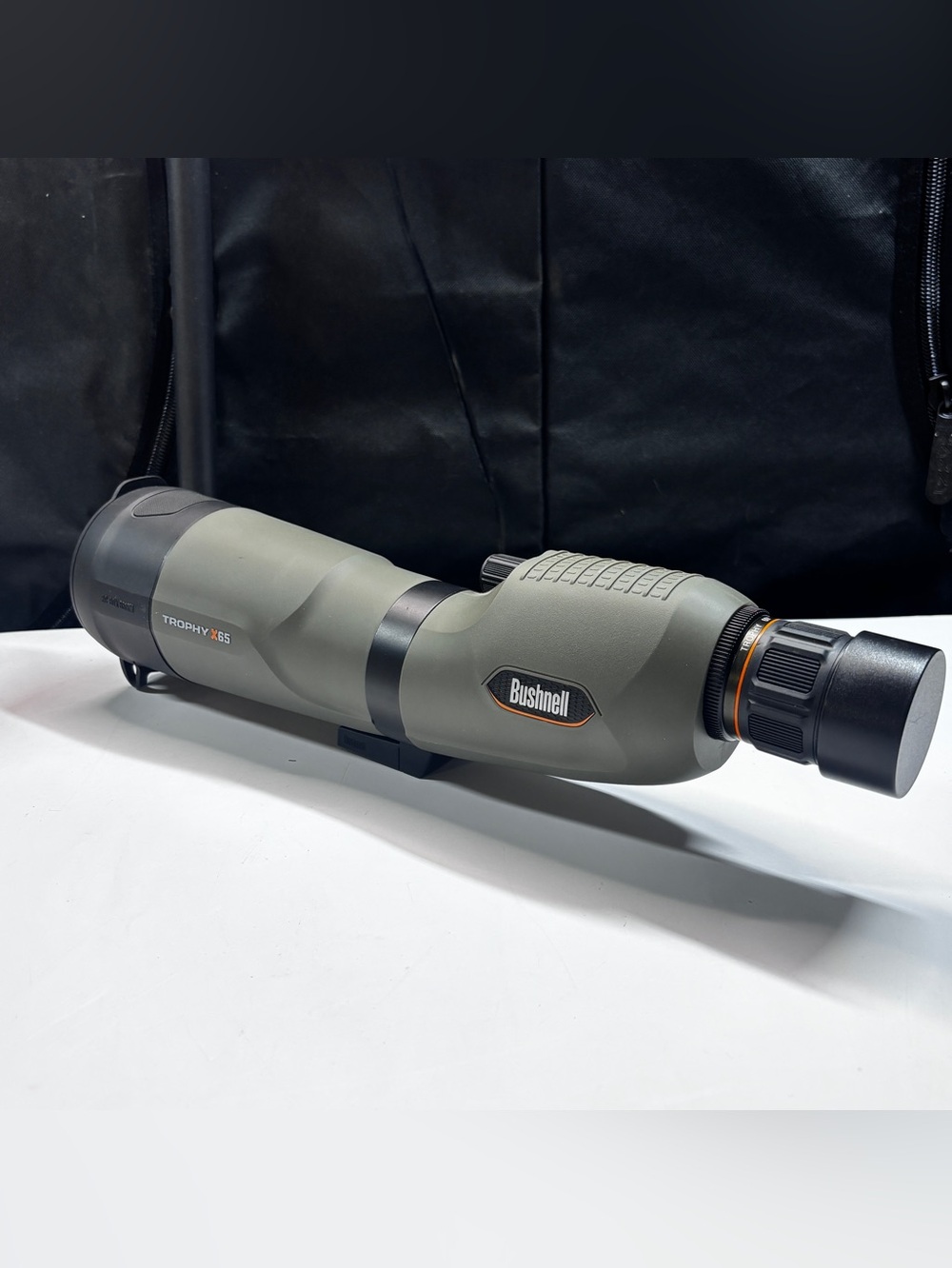 Bushnell Trophy Xtreme X65 20-60 65mm Spotting Scope w/ Tripod and Case